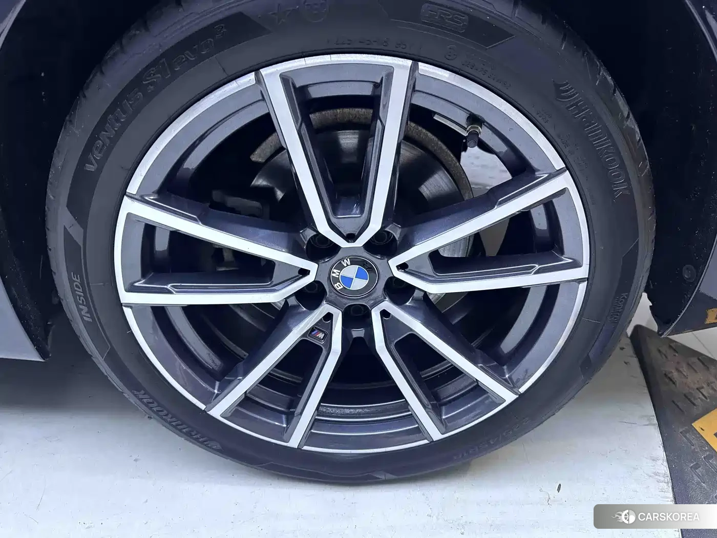 BMW 3 series 2023 Черный из Китая, фото 4