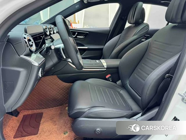 Mercedes-Benz Class C 2025 Белый из Китая, фото 4