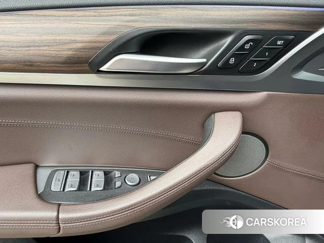 BMW X3 2021 Черный из Китая, фото 4