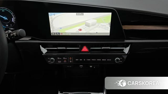 Kia Di Ol Nu Niro 2022 Белый из Кореи, фото 4