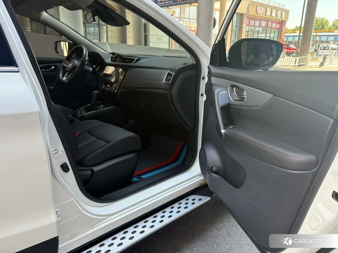 Nissan Qashqai 2021 Белый из Китая, фото 4
