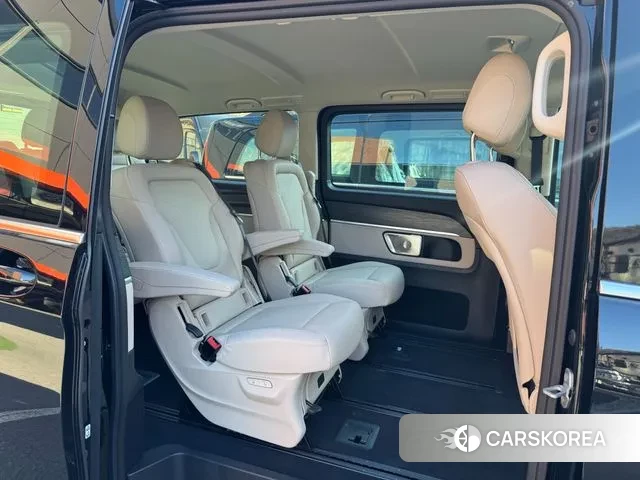 Mercedes-Benz V-Class 2025 Черный из Кореи, фото 4