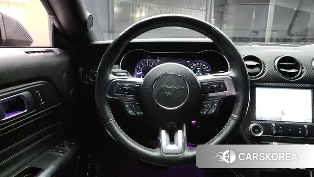 Ford Mustang 2021 Черный из Кореи, фото 4