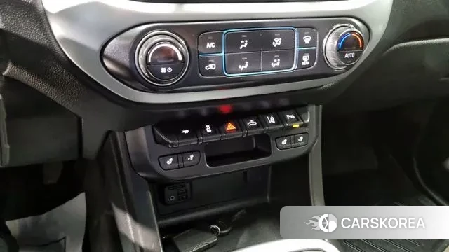 Chevrolet (GM Daewoo) Real New Colorado 2020 Светло-серебряный цвет из Кореи, фото 4