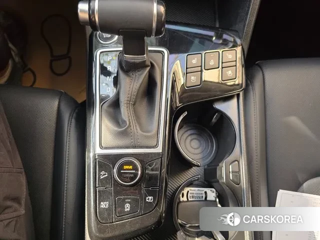 Kia Sportage 5th Generation 2022 Белый из Кореи, фото 4