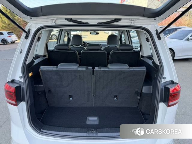 Volkswagen Touran L 2021 Белый из Китая, фото 4