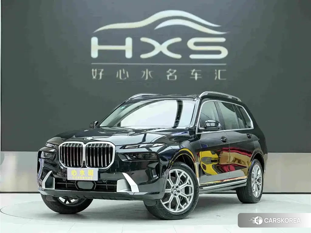 BMW X7 2025 Черный из Китая, фото 4