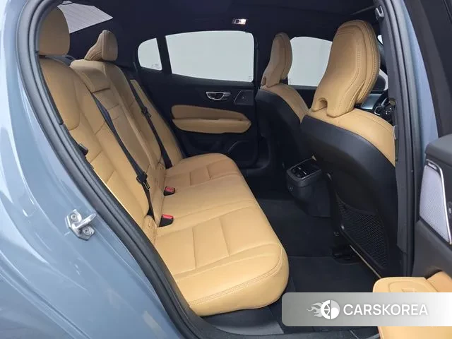 Volvo S60 3rd generation 2021 Серый из Кореи, фото 4