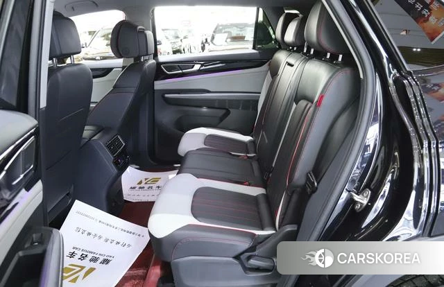 Volkswagen Tourang 2024 Черный из Китая, фото 4