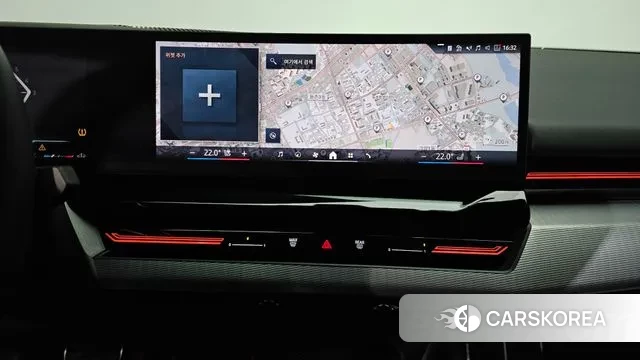 BMW 5 Series (G60) 2024 Белый из Кореи, фото 4