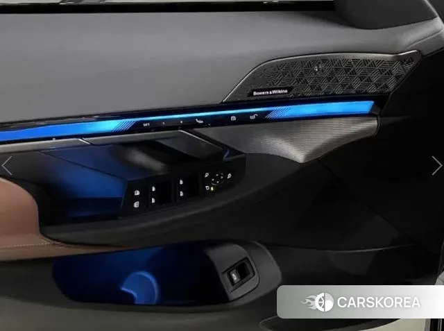 BMW 5 Series (G60) 2024 Белый из Кореи, фото 4