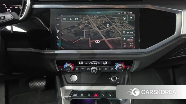 Audi Q3 (F3) 2020 Белый из Кореи, фото 4