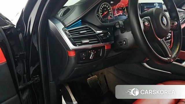 BMW X6M (F16) 2019 Черный из Кореи, фото 4