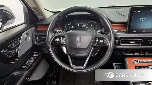 Lincoln Aviator 2nd generation 2020 Белый из Кореи, фото 4