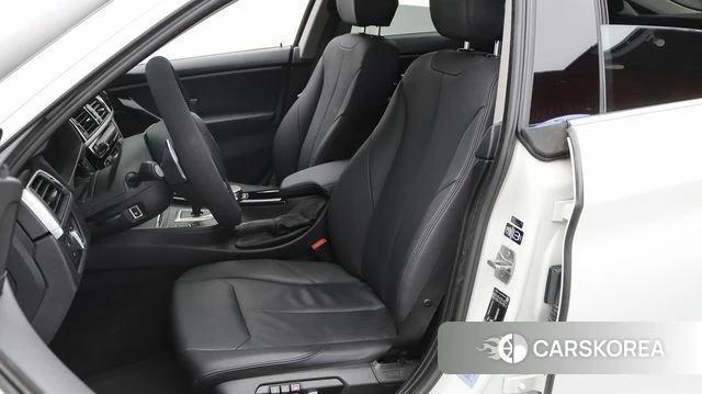BMW 4 Series (F32) 2019 Белый из Кореи, фото 4