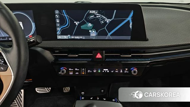 Kia EV6 2023 Черный из Кореи, фото 4