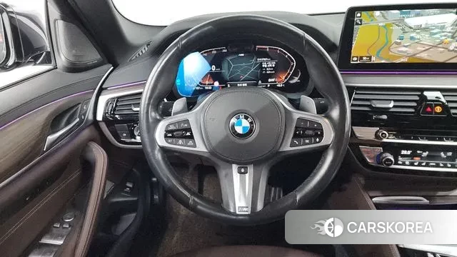 BMW 5 Series (G30) 2021 Черный из Кореи, фото 4