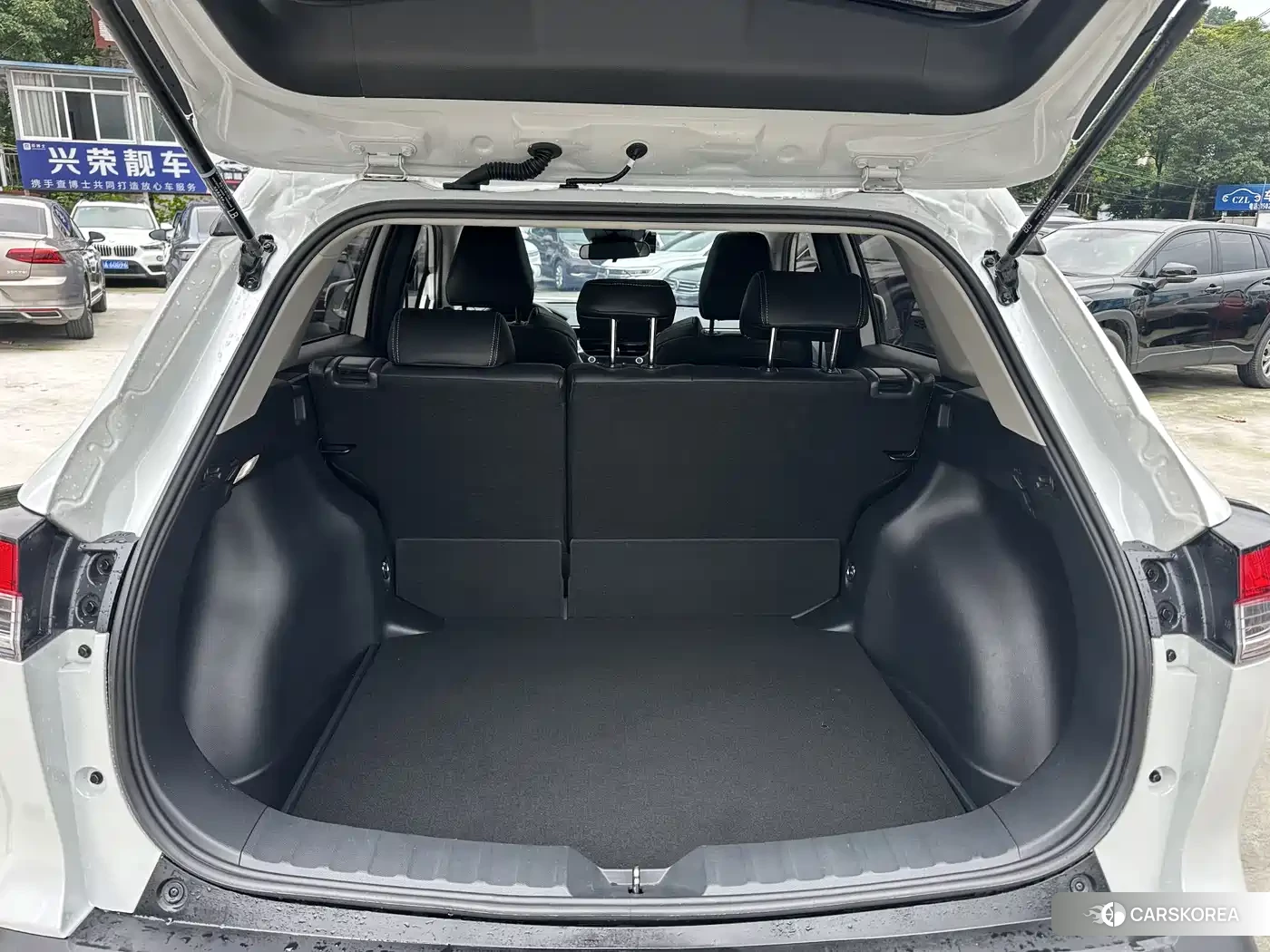 Toyota Frontlander 2025 Белый из Китая, фото 4