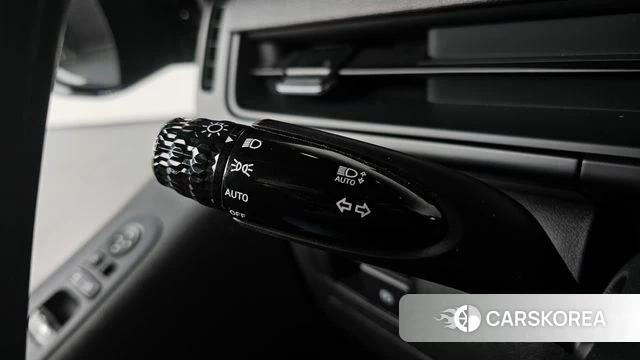 Hyundai Staria 2022 Серый из Кореи, фото 4