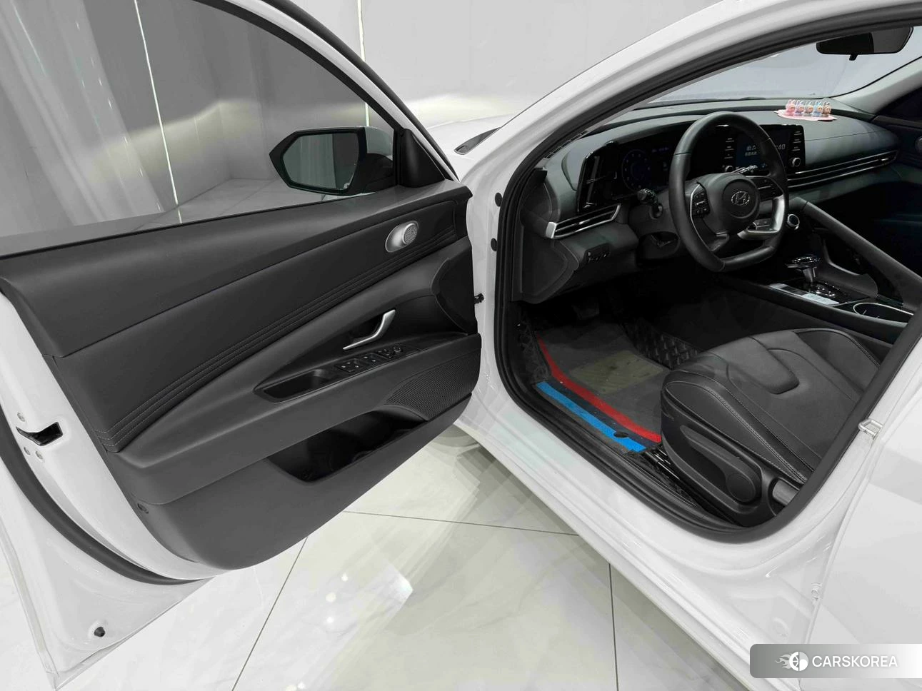 Hyundai Elantra 2022 Белый из Китая, фото 4