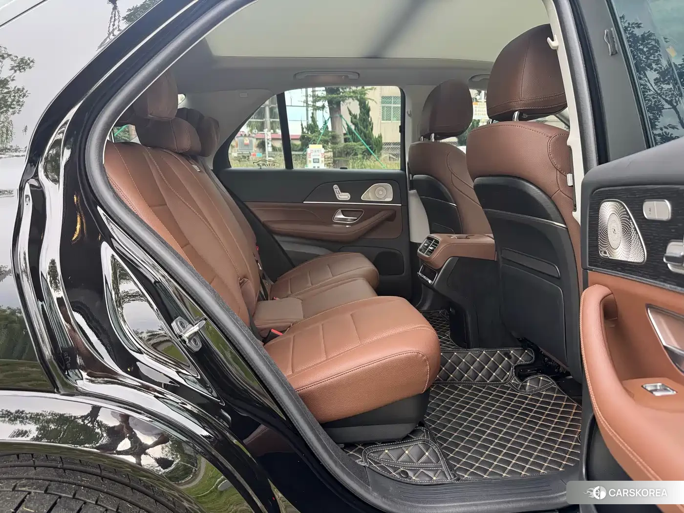 Mercedes-Benz GLE 2024 Черный из Китая, фото 4