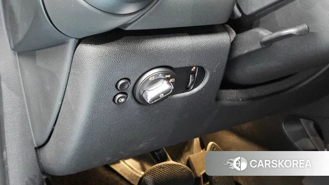 Mini Cooper Electric 2023 Черный из Кореи, фото 4
