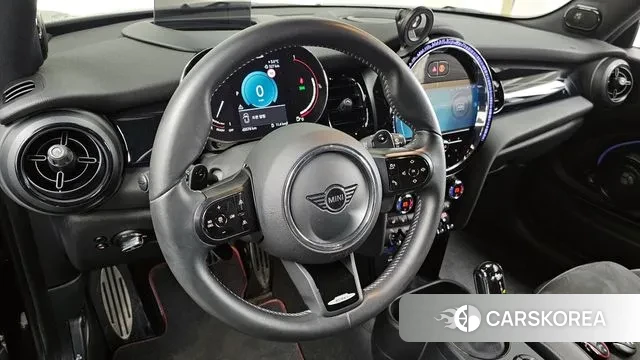 Mini Cooper S 2023 Черный из Кореи, фото 4