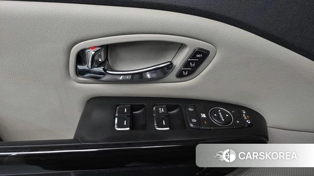Kia The New Carnival 2018 Серый из Кореи, фото 4