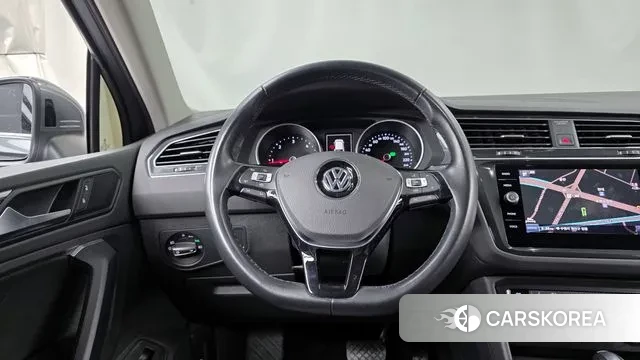 Volkswagen Tiguan second Generation 2020 Серый из Кореи, фото 4