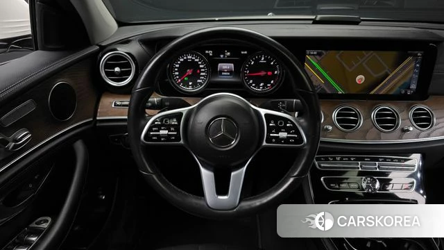 Mercedes-Benz E-Class W213 2019 Белый из Кореи, фото 4