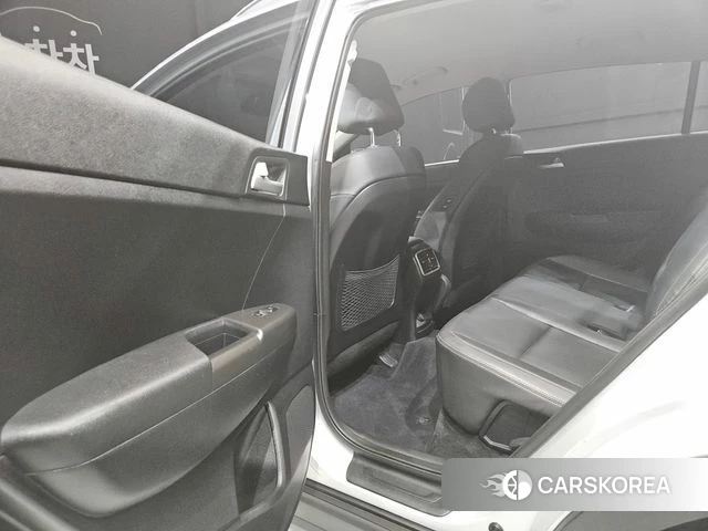 Kia Sportage The Bold 2019 Серебряный из Кореи, фото 4