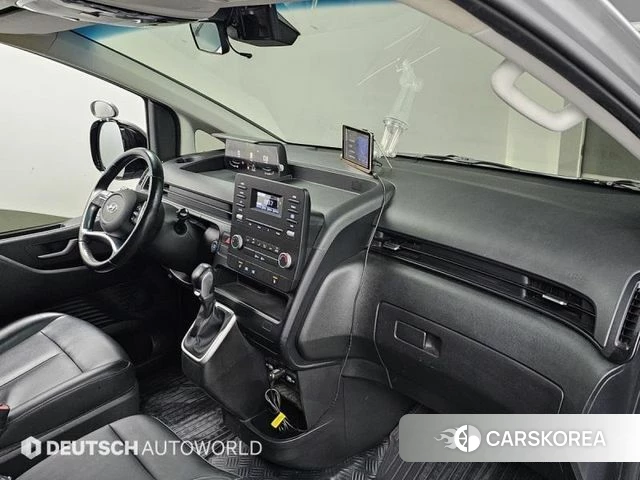 Hyundai Staria 2021 Серебристо-серый из Кореи, фото 4