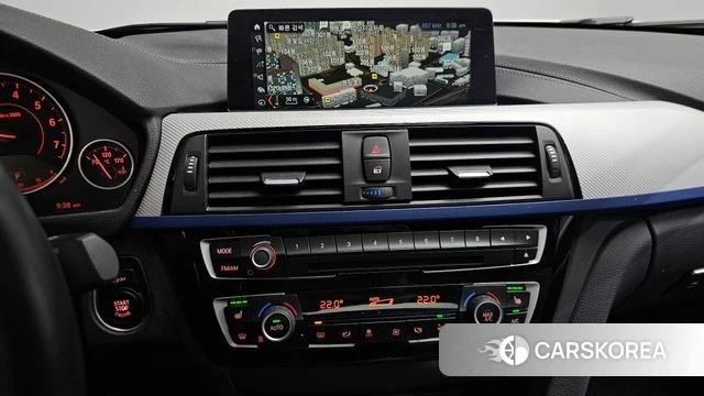 BMW 3 Series (F30) 2018 Белый из Кореи, фото 4