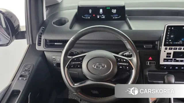 Hyundai Staria 2022 Серый из Кореи, фото 4