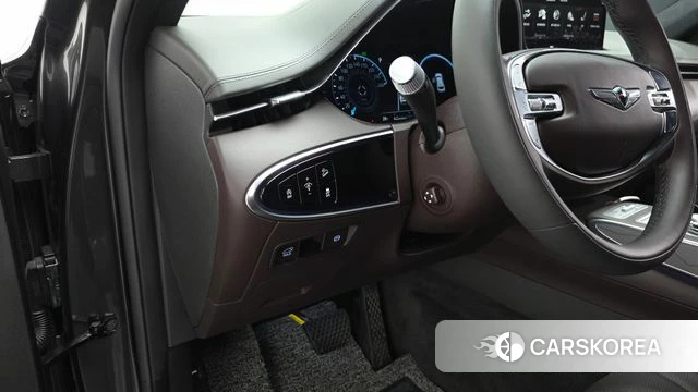 Genesis GV70 2024 Серый из Кореи, фото 4