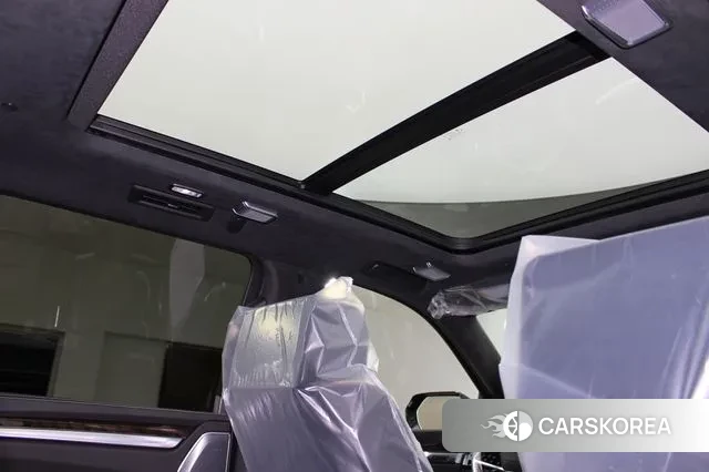 Cadillac Escalade 5th Generation 2025 Черный из Кореи, фото 4