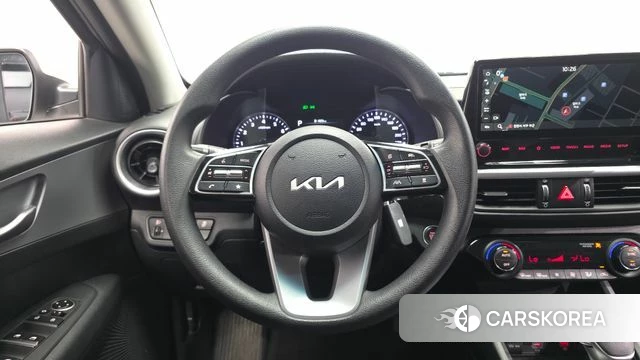 Kia The New K3 2nd generation 2022 Белый из Кореи, фото 4