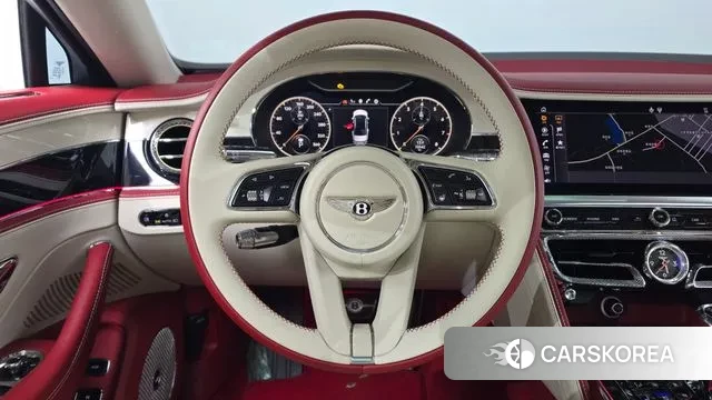 Bentley Flying Spur 3rd Generation 2024 Белый из Кореи, фото 4