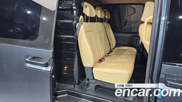Hyundai Staria 2021 Серый из Кореи, фото 4