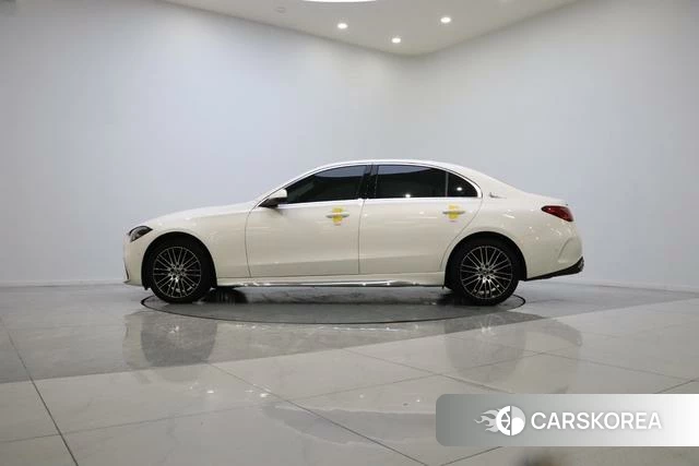 Mercedes-Benz Class C 2022 Белый из Китая, фото 4