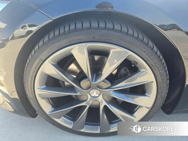 Tesla Model S 2018 Черный из Кореи, фото 4