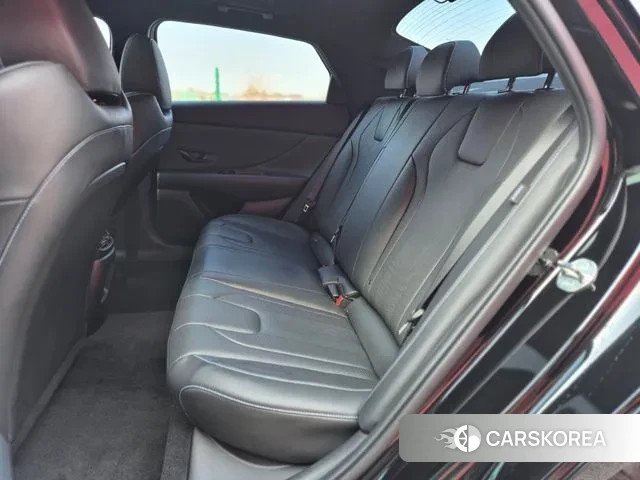 Hyundai The New Avante (CN7) 2024 Черный из Кореи, фото 4