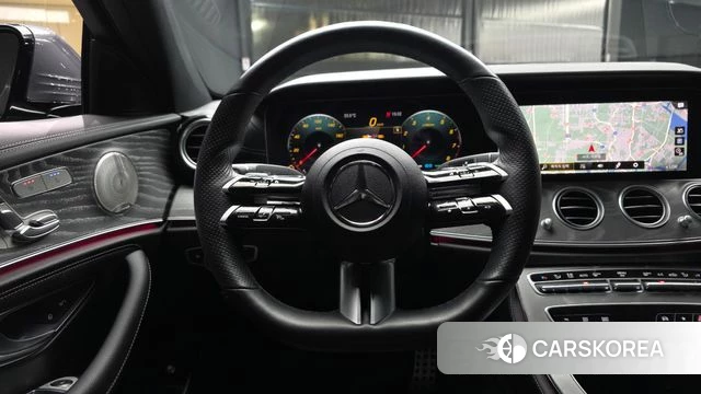 Mercedes-Benz E-Class W213 2022 Серый из Кореи, фото 4