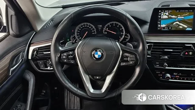 BMW 5 Series (G30) 2018 Черный из Кореи, фото 4