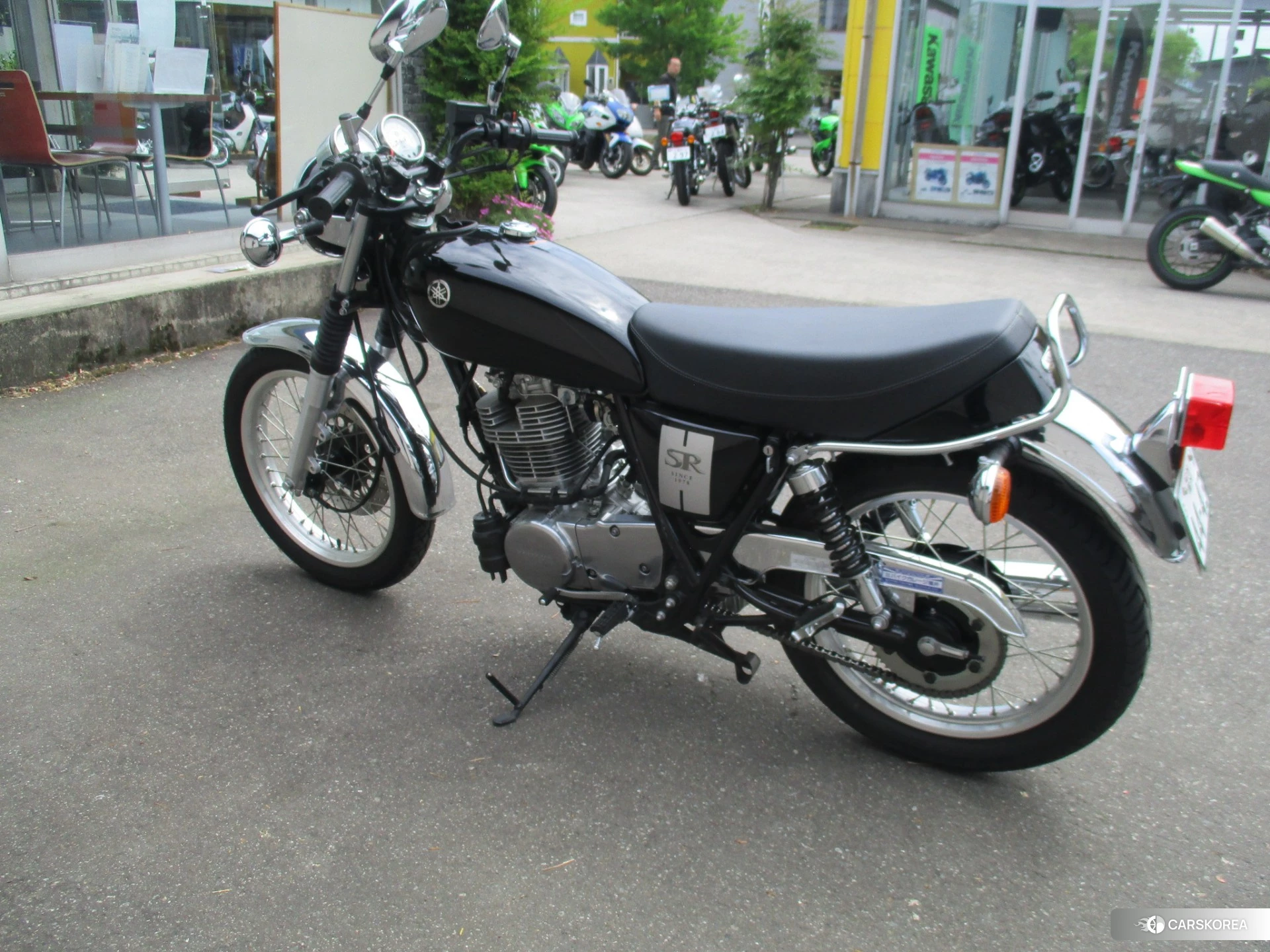 Проданный Yamaha SR 400 2019 из Японии, фото 2