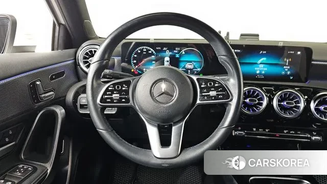 Mercedes-Benz A-Class W177 2021 Белый из Кореи, фото 4