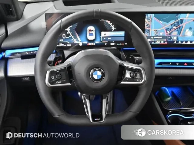 BMW 5 Series (G60) 2025 Белый из Кореи, фото 4