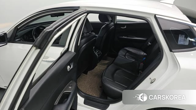 Kia The New K5 2nd generation 2018 Белый из Кореи, фото 4