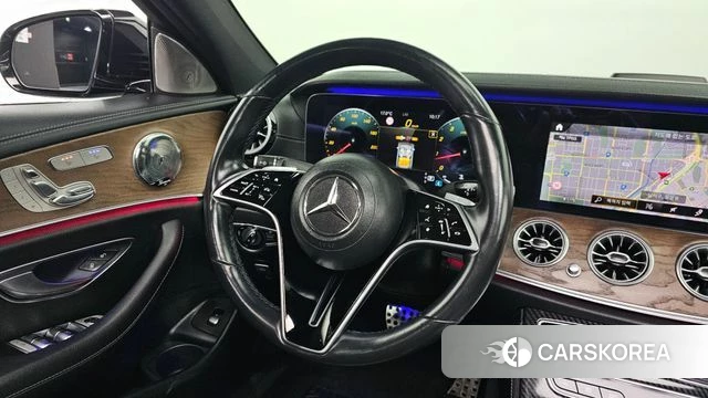 Mercedes-Benz E-Class W213 2021 Черный из Кореи, фото 4