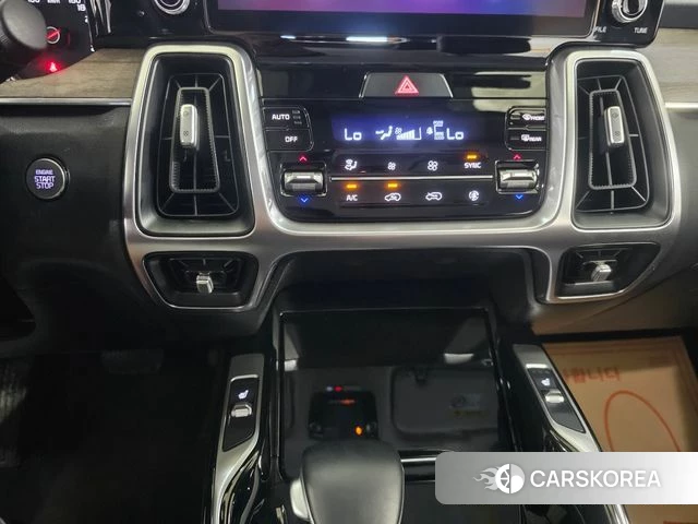 Kia Sorento 4th Generation 2023 Белый из Кореи, фото 4